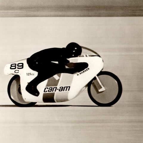 World record ride by the Can-Am 125 VM-1 in Bonneville, Utah, 1973 (Archives, Museum of Ingenuity J. Armand Bombardier)