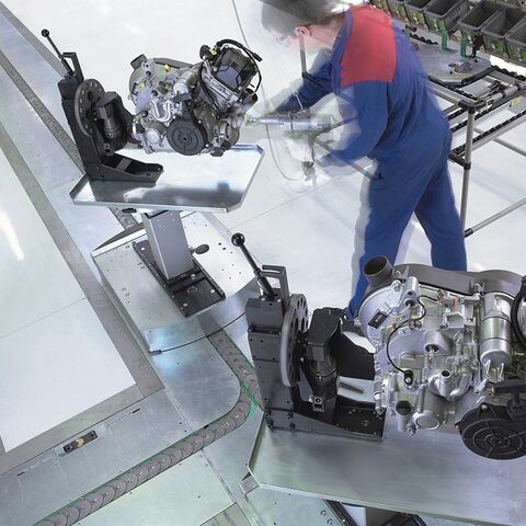 Efficient and flexible assembly processes (BRP Rotax)