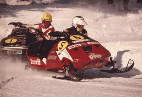 Brothers Johanson and Rickard on Ski-Doo; Krister on Lynx. Both use the same Rotax engines. (Copyright: Bosse Strandberg)